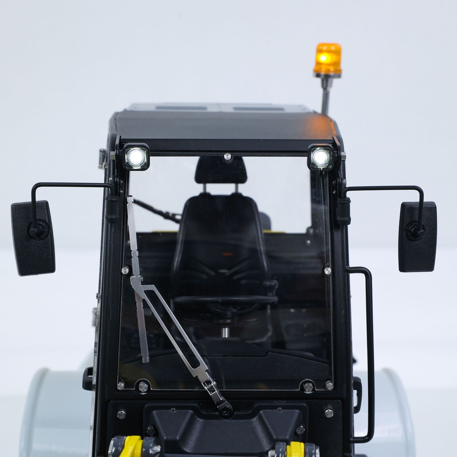 LESU Aoue WA100M-8 1/14 4X4 RC Metal Hydraulic Loader with Brushless Motor for Engineering Vehicle Enthusiast