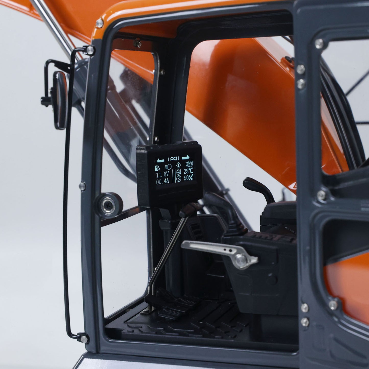 LESU DX350LC 1/14 Metal RC Hydraulic Excavator Model With 360 Degree Rotation LCD Display