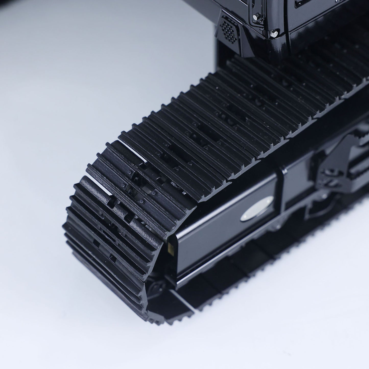 LESU LR945 Metal 1/14 Hydraulic RC Excavator Model With 7CH Reversing Valves