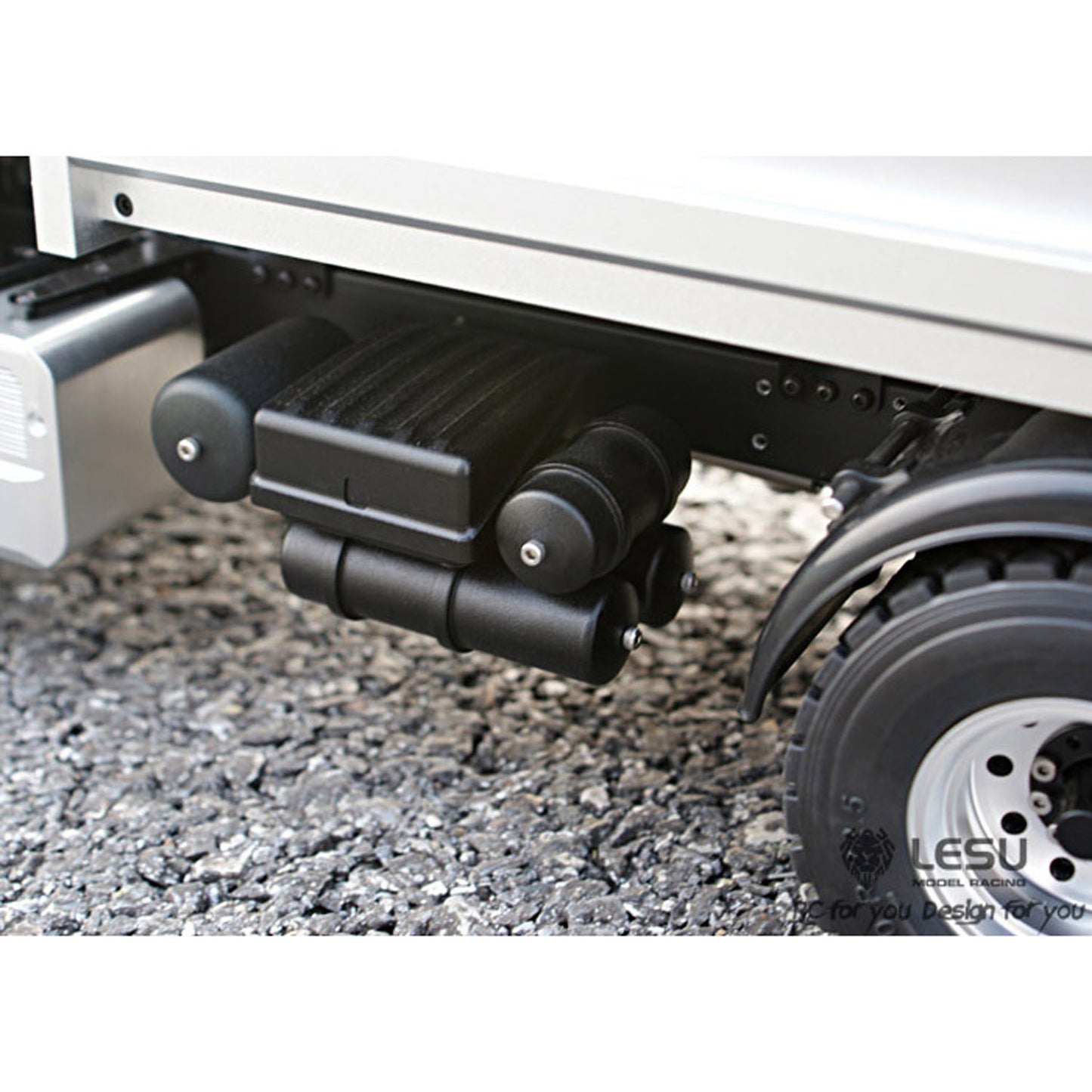 LESU Remote Control Metal 1/14 700 6*6 Tractor Truck Dumper RC Engineering Vehicle Car Model With Motor Light Sound System